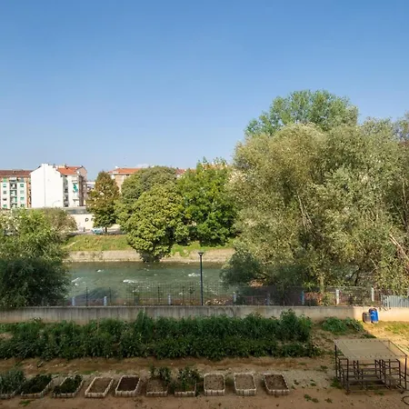 Oda ve Kahvaltı Sweet River 4*