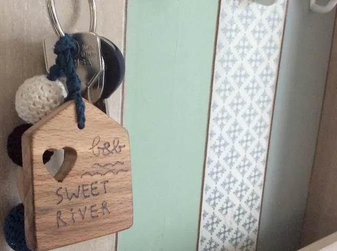 Bed & Breakfast Sweet River 4*