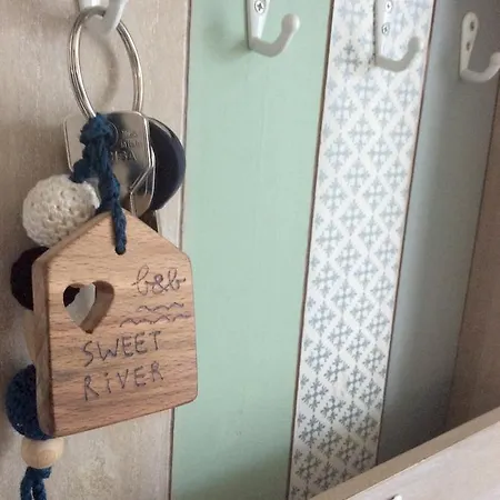 Bed & Breakfast Sweet River 4*