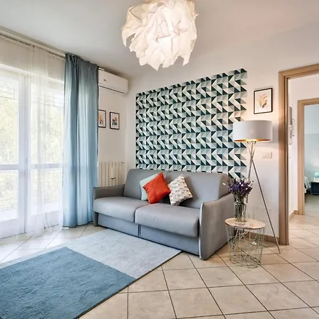 Sweet River Bed & Breakfast 4*